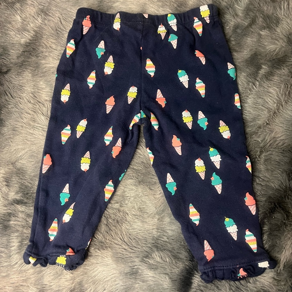 ✨Carter’s ice cream leggings/pants, size 9 Months ‼️